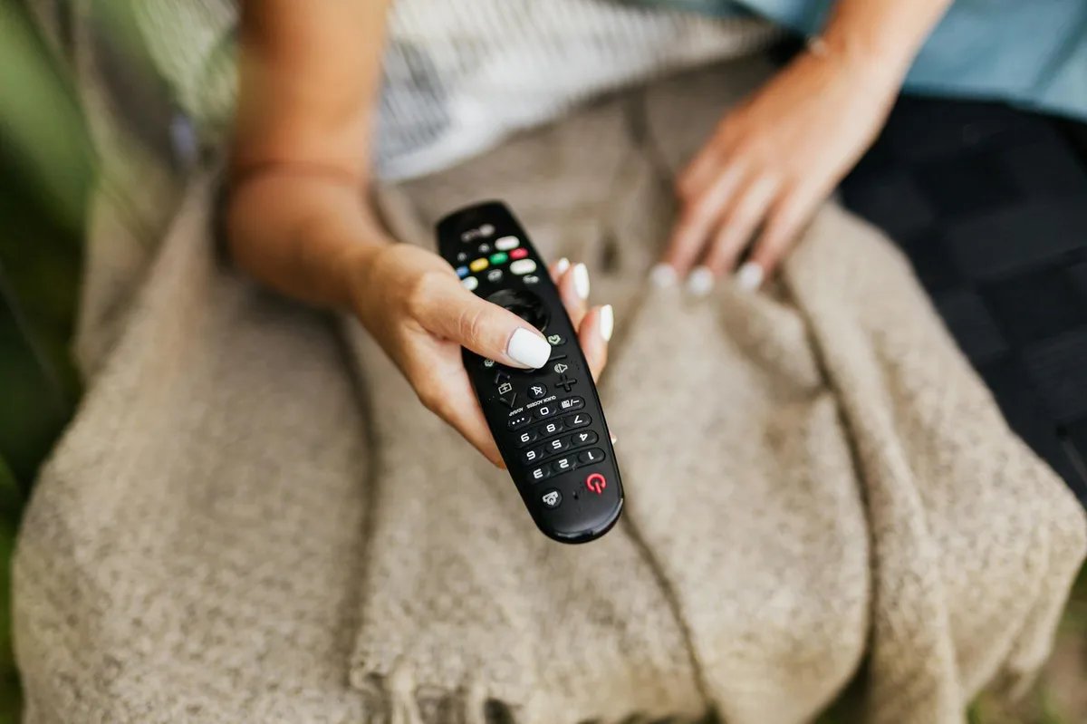 TV remote control for choosing IPTV player apps